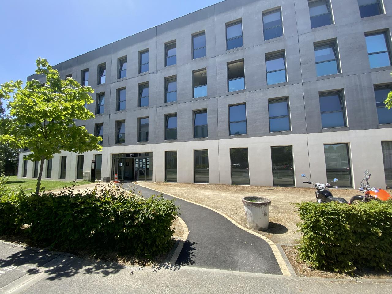 Bureau Saint-Jacques-de-la-Lande 52m² Location bureau OLBUR2422418 0